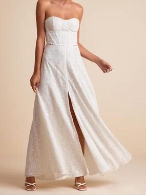 NWT Lulus Eldoria White Lace Strapless Bustier Maxi Dress